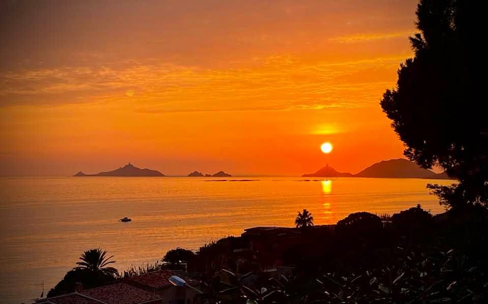 Ou voir le coucher de soleil sur les Sanguinaires